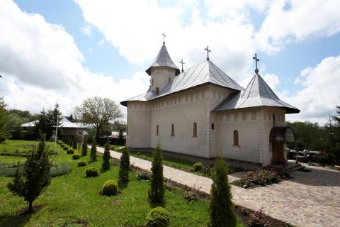 Mănăstirea Dumbrăvele
